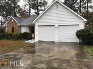 1539 Carriage Ln, Jonesboro, GA 30238