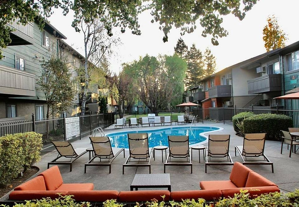 Diablo View - Lounge areas
