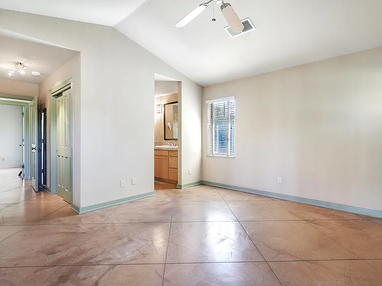 1852 Griegos Rd NW — Photo 11
