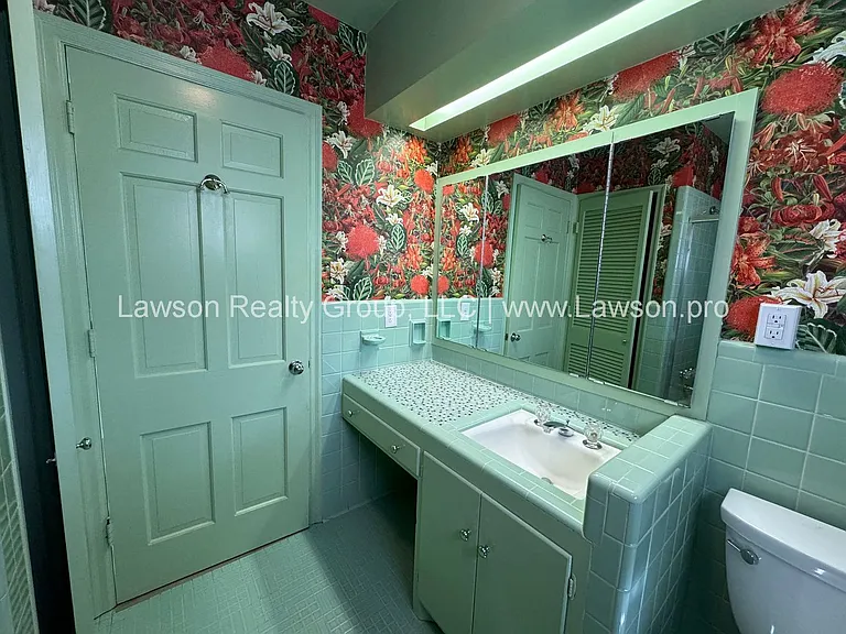 3074 Carolina Ave SW — Photo 39