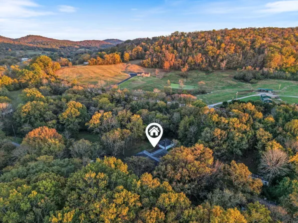 31 Volunteer Cir, Carthage, TN 37030