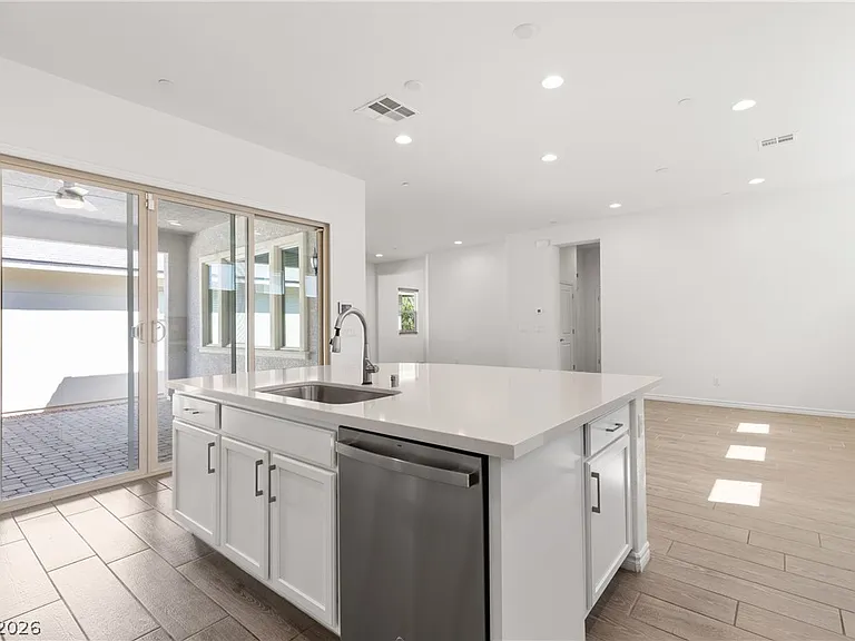 661 Assurance Pl — Photo 7