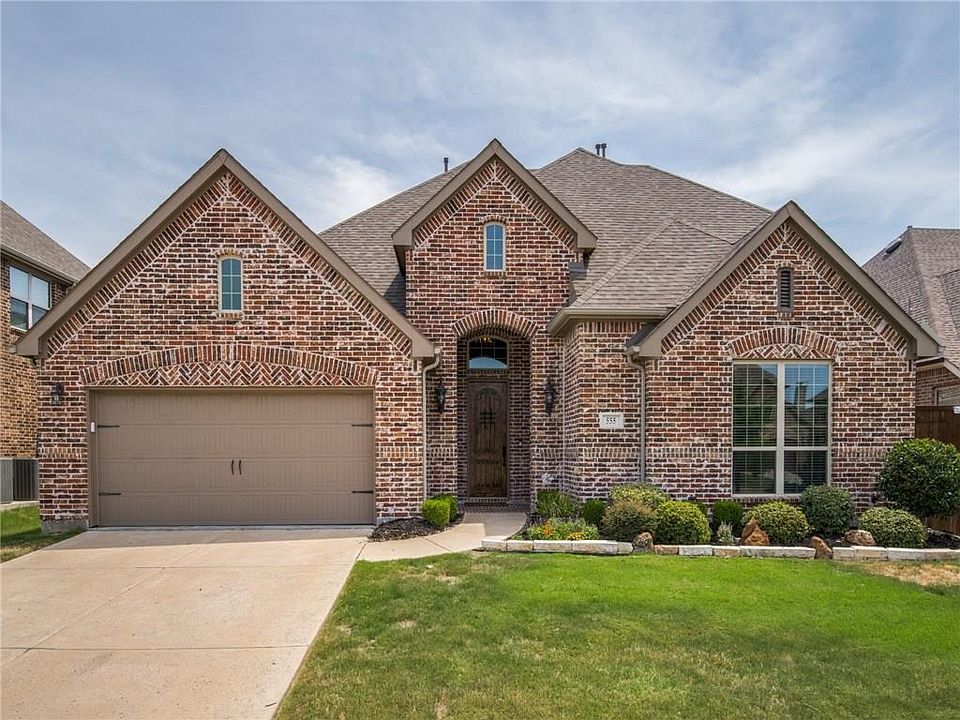1st image of 555 El Camino Dr
