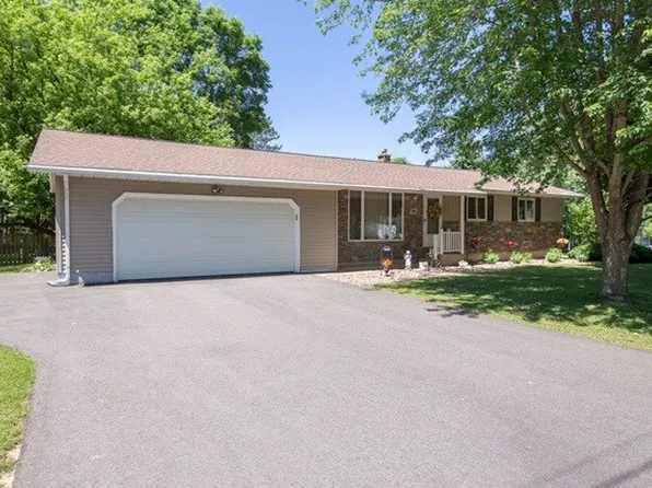 706 Gumaer St, Edgar, WI 54426