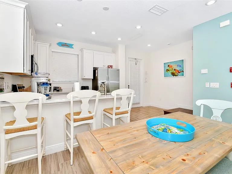 8024 Flip Flop Way — Photo 13