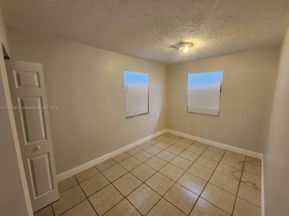 5231 NE 19th Ter, Pompano Beach, FL 33064