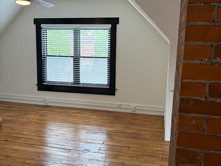 420 Tusculum Ave #2 — Photo 15