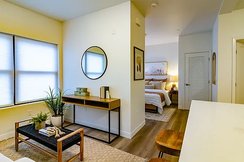 Floor plan 204