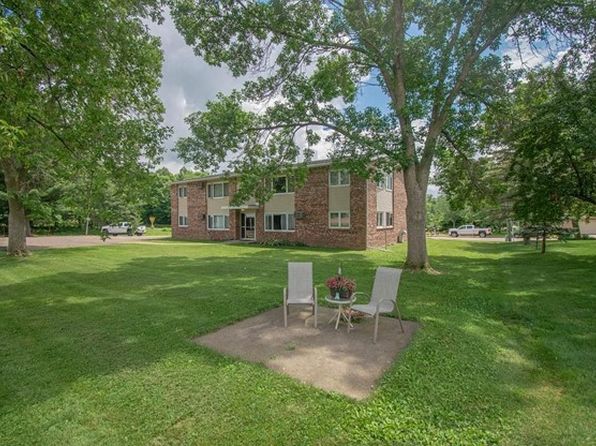 315 E Oak St #8, Edgar, WI 54426