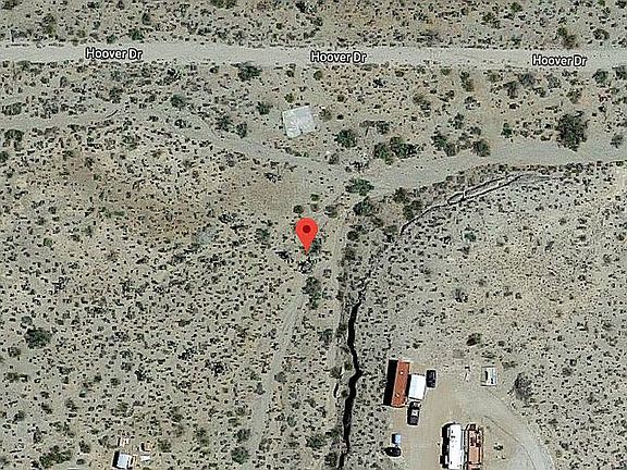 4th image of 1600 W Hoover Dr