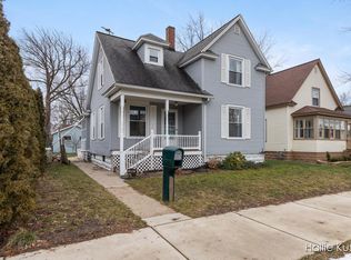 296 W 19th St, Holland, MI 49423