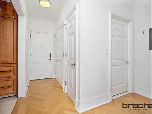 Rented by Corcoran | media 13