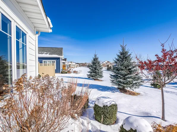 8765 Upper 9th Pl N, Lake Elmo, MN 55042