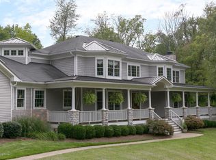 2205 Shady Spring Ct, Prospect, KY 40059