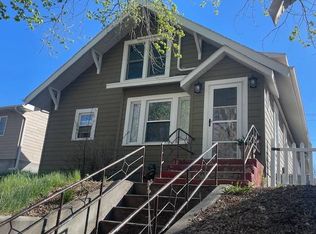 304 E Beebe Ave, Chamberlain, SD 57325