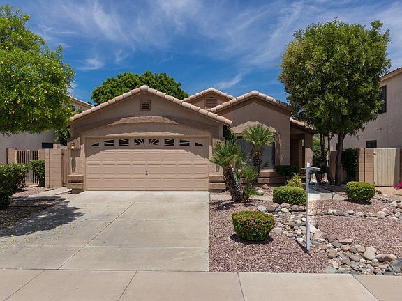 2nd image of 9024 W Deanna Dr