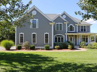 3 Wells Ln, Southborough, MA 01772
