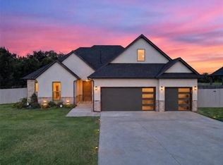 2580 Hayfield Way, Guthrie, OK 73044