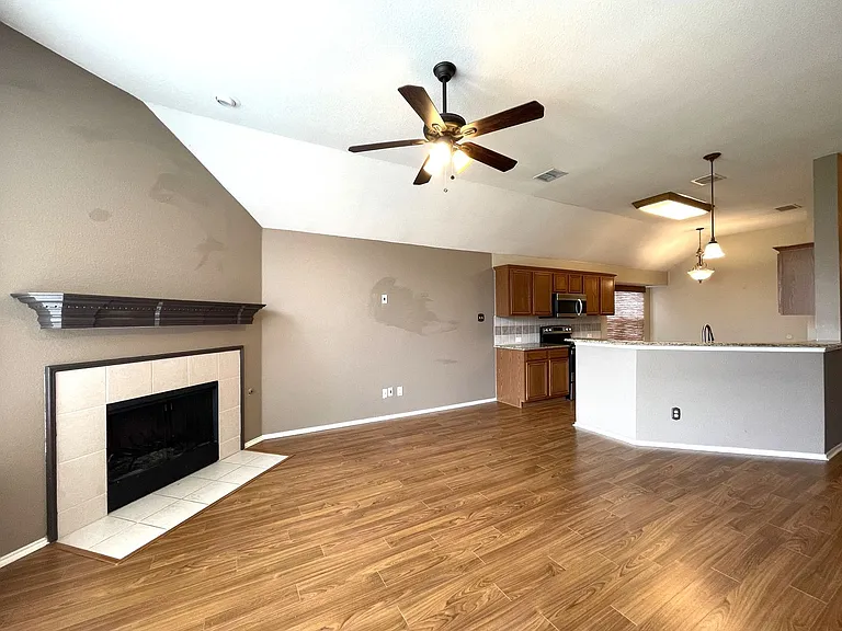 6000 White Pine Dr — Photo 9