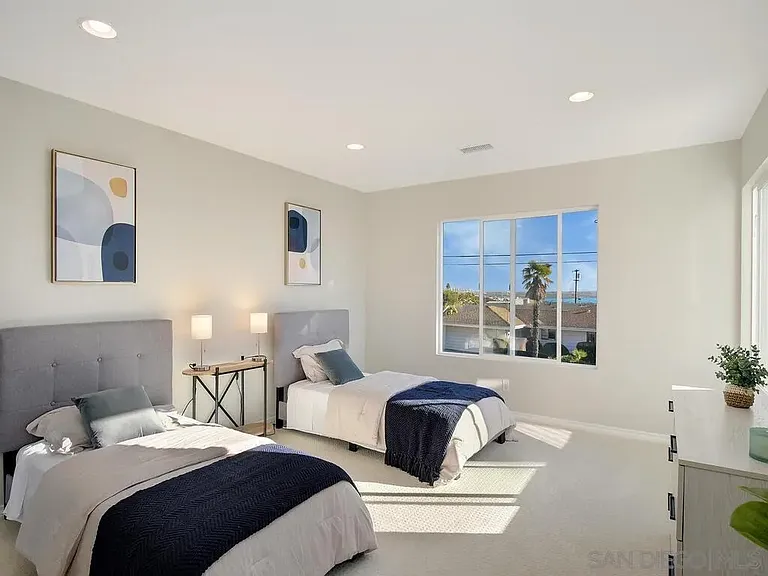 918 Sandpiper Pl — Photo 31