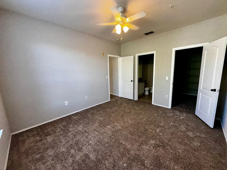 3361 S Kirkman Rd #822 — Photo 22