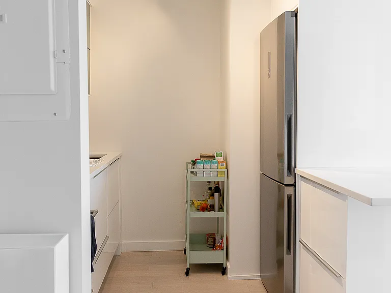 1250 Burnaby St — Photo 10