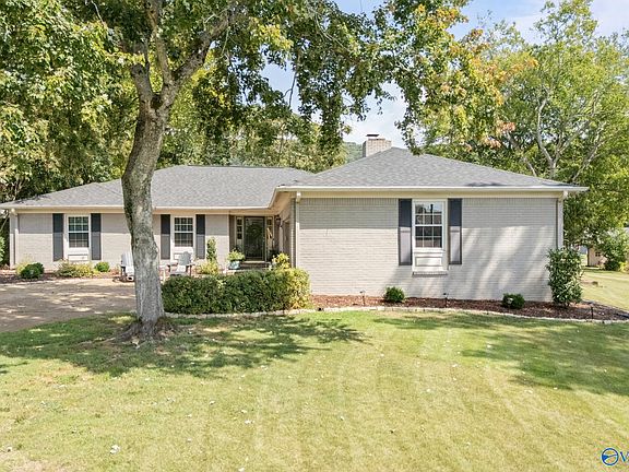 2nd image of 7702 Shadow Bend Dr SE