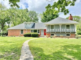 610 S High St, Butler, MO 64730