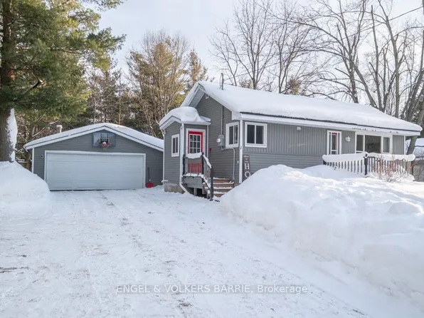 1065 Snow Valley Rd, Springwater, ON L9X 0V5