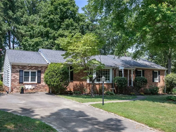 10424 Medina Rd, North Chesterfield, VA 23235