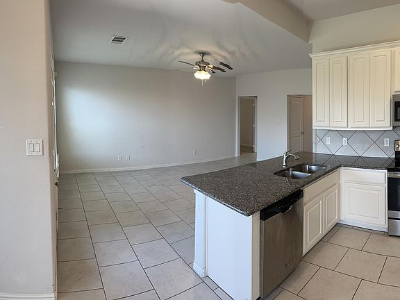 4th image of 344 Lead Creek Dr