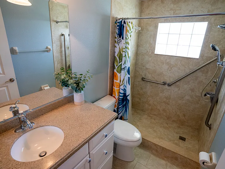 Guest Bathroom
