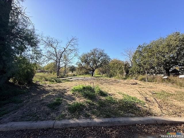 2nd image of 909 Ohio LOT 15