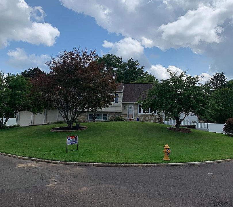 1st image of 114 Dolly Ln