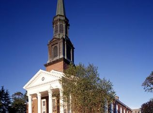 391 Walnut St #11, Newton, MA 02458
