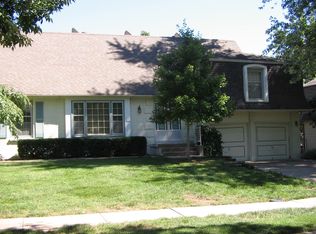 8827 Hadley St, Overland Park, KS 66212