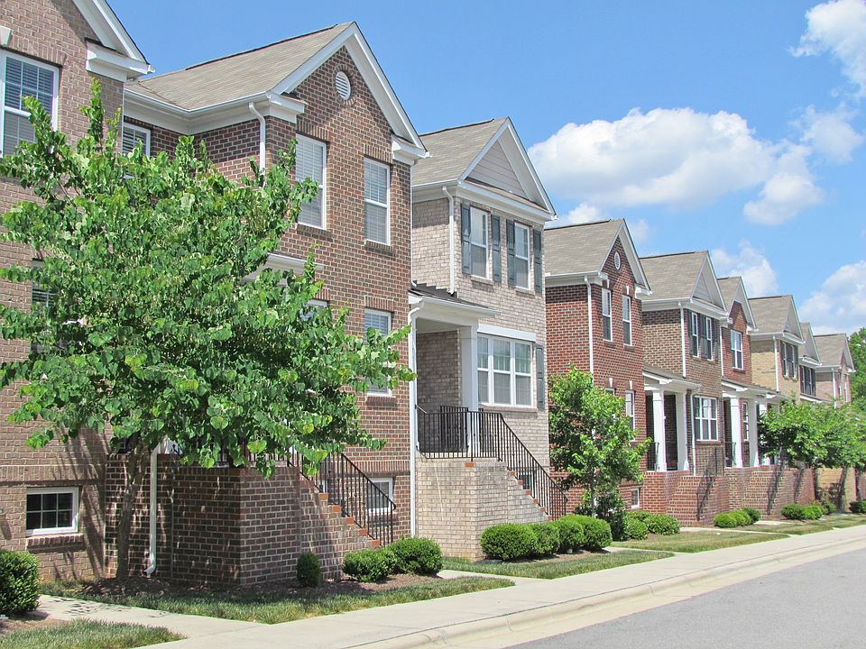 1st image of 219 Grindstone Dr