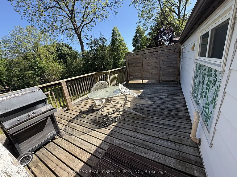 1190 Clarkson Rd N — Photo 21
