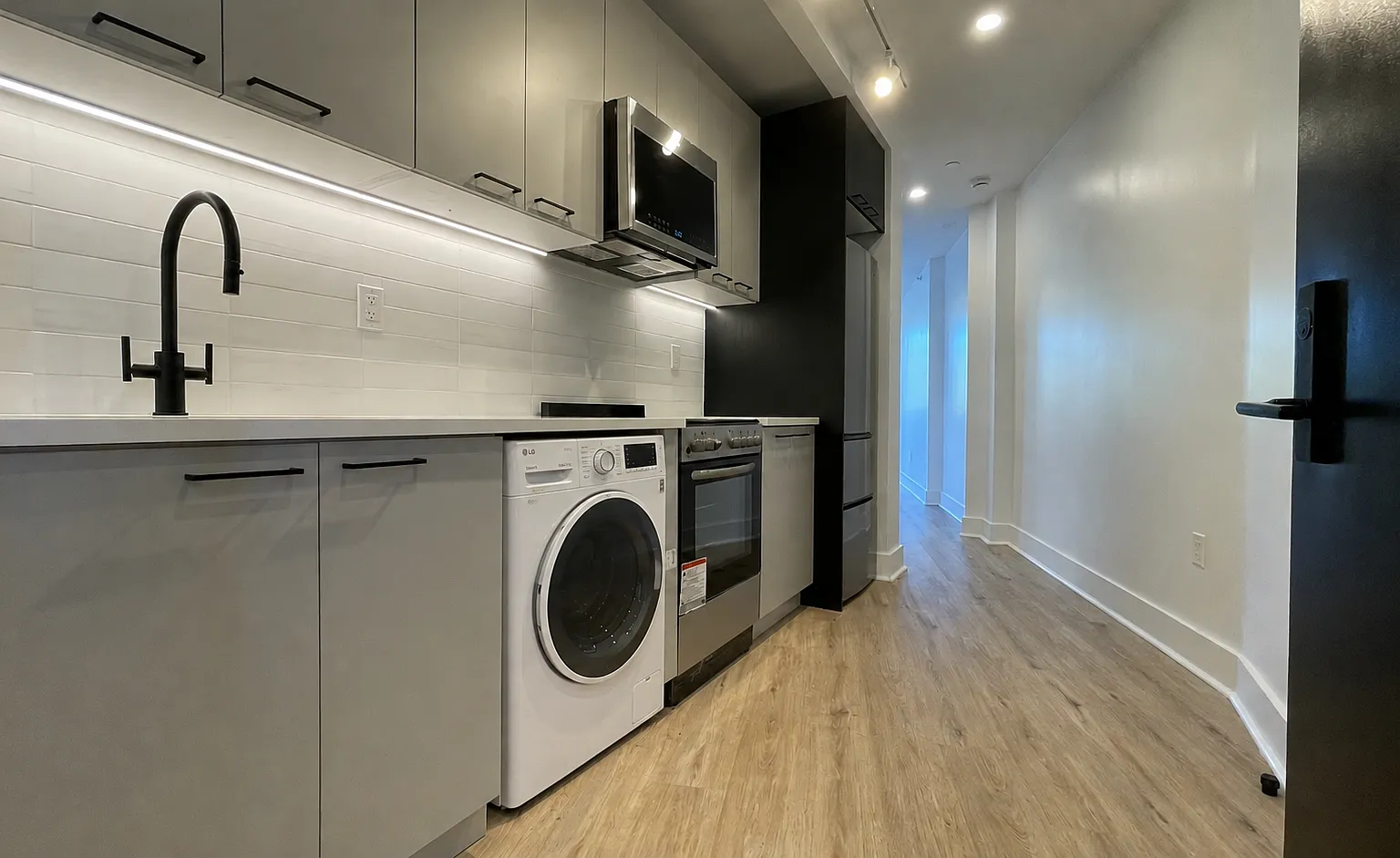 129 Mcdonald Avenue — Photo 1