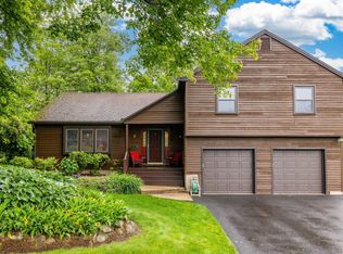 6 Old Sawmill Dr, Beacon Falls, CT 06403