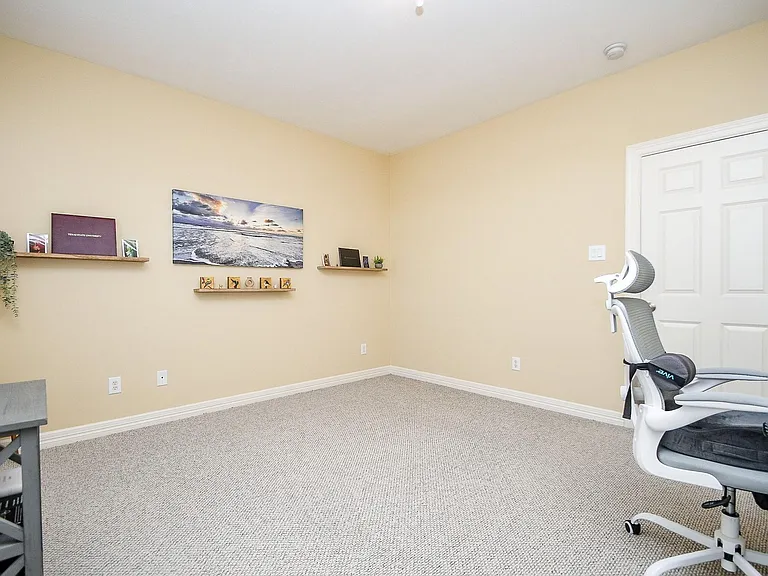 2714 Windy Thicket Ln — Photo 18