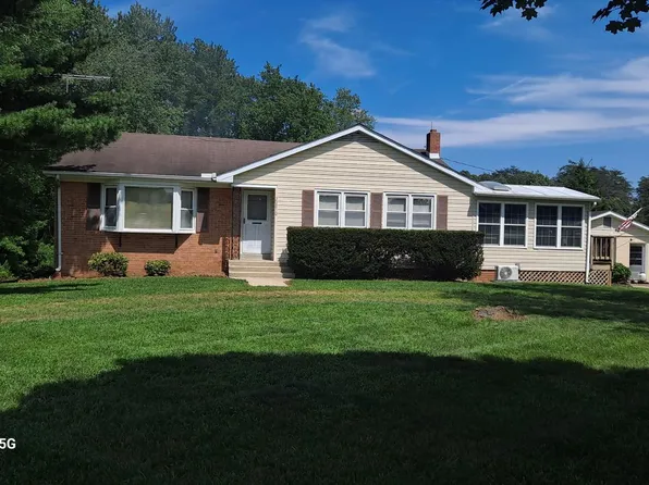 20810 Aquasco Rd, Aquasco, MD 20608