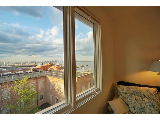 Sold by Continental Real Estate Group | media 12