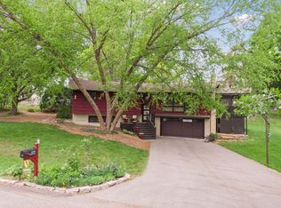 12024 Fairview Ln, Minnetonka, MN 55343