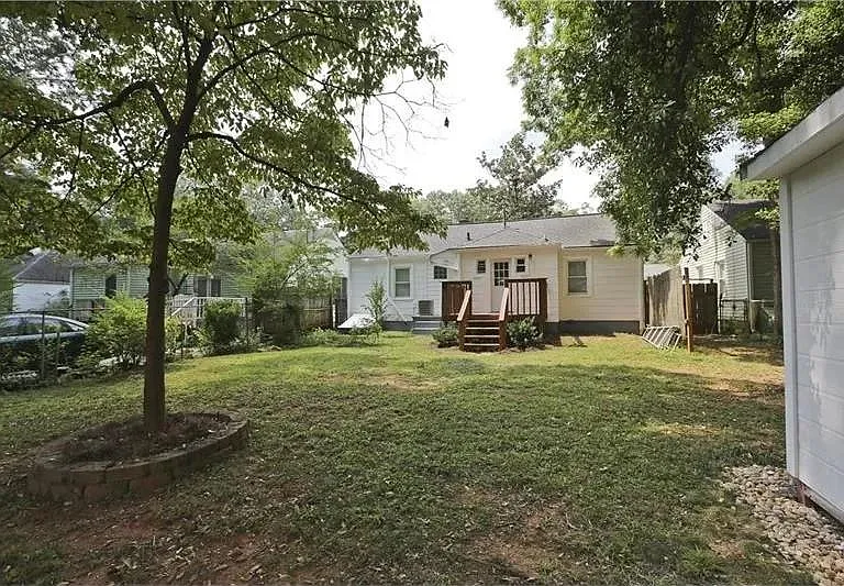 127 Sisson Ave — Photo 13