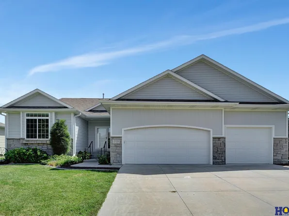 2725 Hoy St, Lincoln, NE 68516