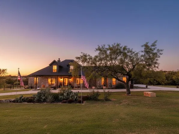 2125 Canyon Wren Loop, Graford, TX 76449