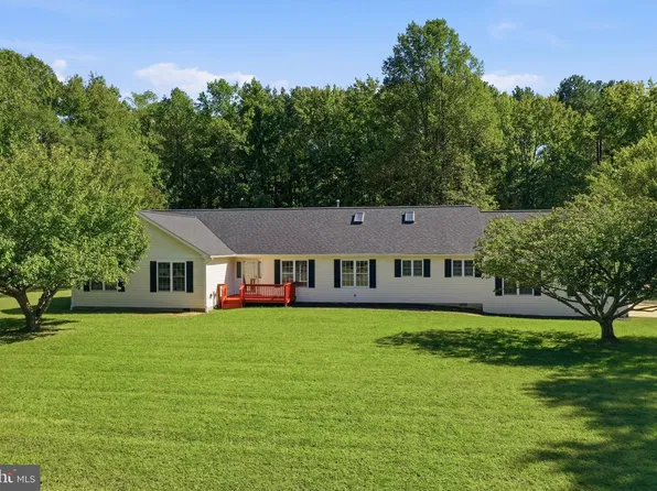 21 Traveller Cir, Montross, VA 22520