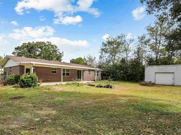 8129 Mobile Hwy, Pensacola, FL 32526