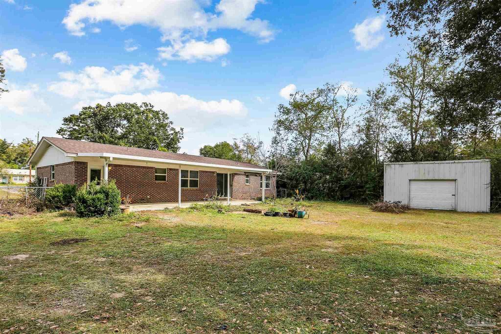 8129 Mobile Hwy, Pensacola FL - Owner Finance Home